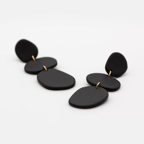 Robyn - Modern Black Stacked Pebbles